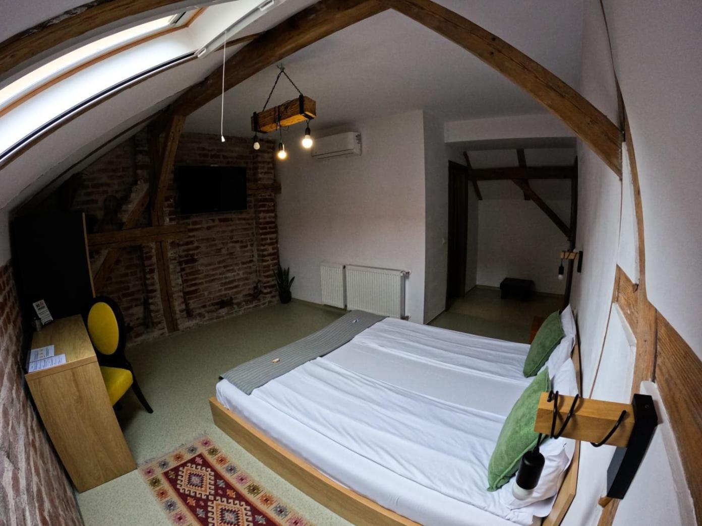 Hotel Timhouse Timișoara Zewnętrze zdjęcie